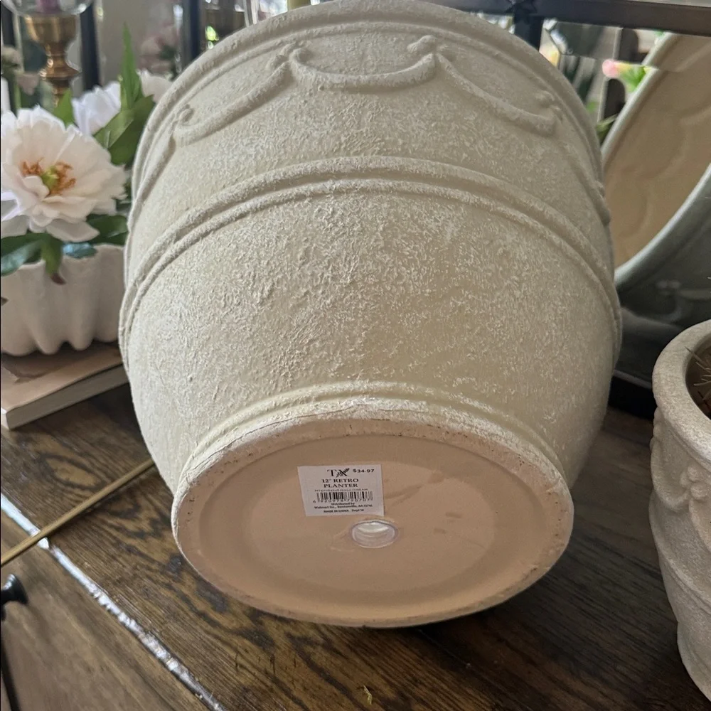 12” My Texas House Ceramic 12” Retro Planter, Wave Embossed, Cream